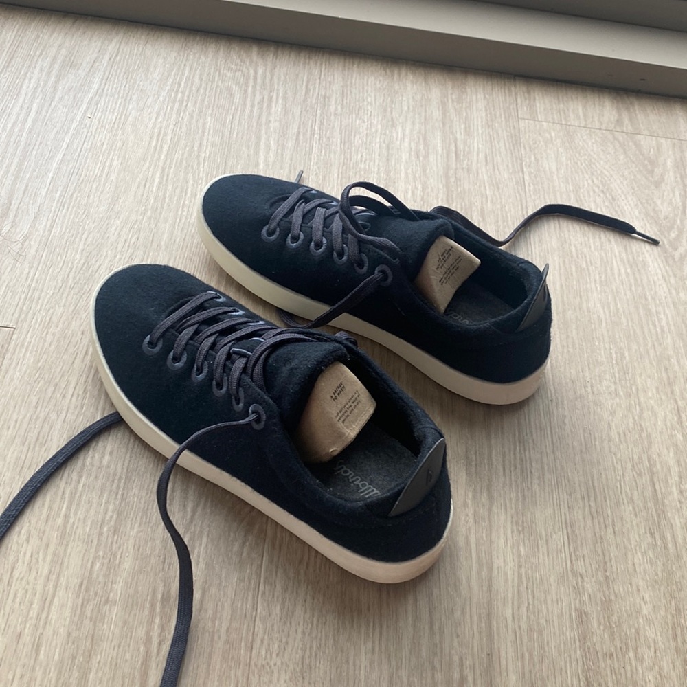 Allbirds Womens Wool Pipers in Black